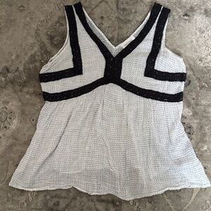 Motherhood Black and White Textured Blouse